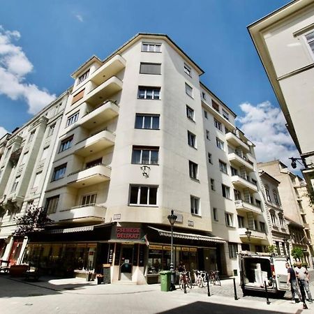 Premium Apartment By Hi5-Vaci Str. 3 Bedroom Будапешт Экстерьер фото
